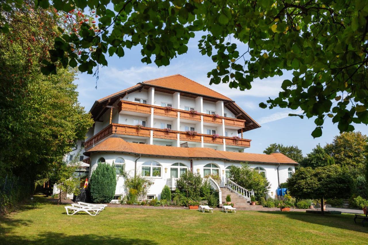 Sattelbogener Hof Hotel Traitsching Екстериор снимка