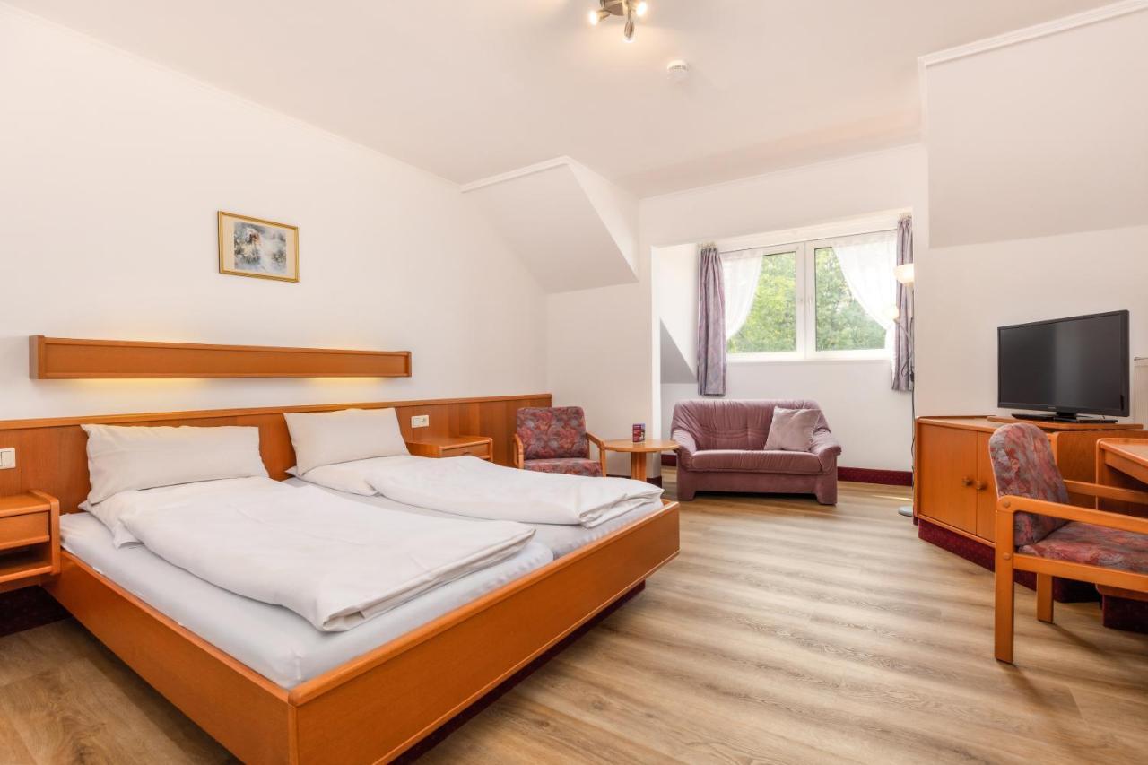 Sattelbogener Hof Hotel Traitsching Екстериор снимка