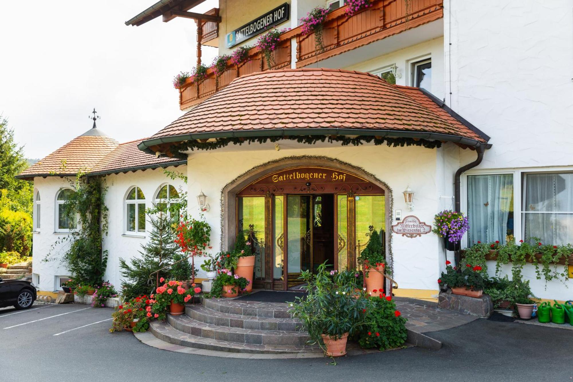 Sattelbogener Hof Hotel Traitsching Екстериор снимка