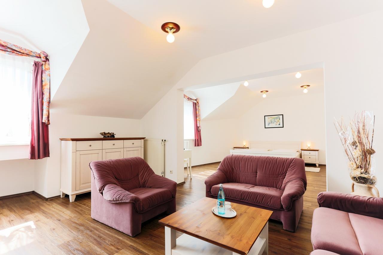 Sattelbogener Hof Hotel Traitsching Екстериор снимка