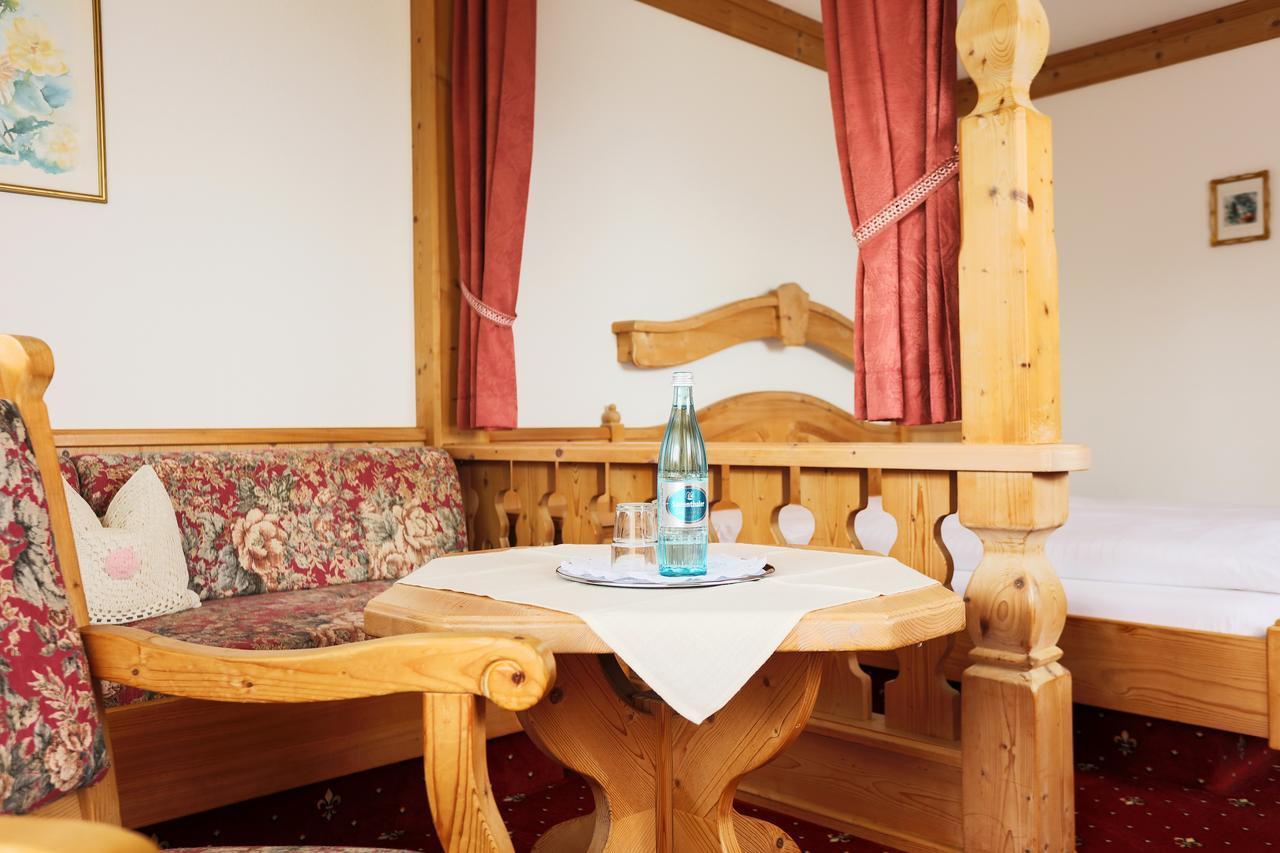 Sattelbogener Hof Hotel Traitsching Екстериор снимка
