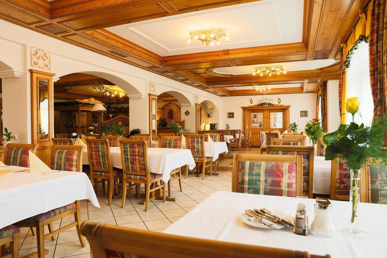 Sattelbogener Hof Hotel Traitsching Екстериор снимка