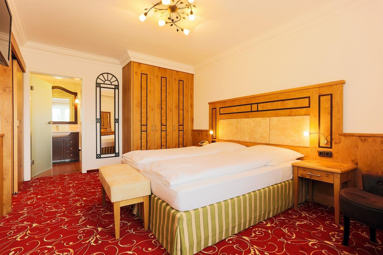 Sattelbogener Hof Hotel Traitsching Екстериор снимка